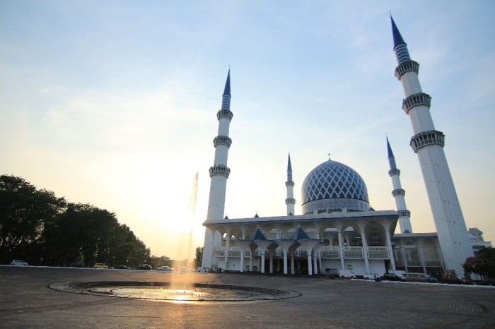 Masjid Sultan Salehudin Abdul Aziz Shah-992x661