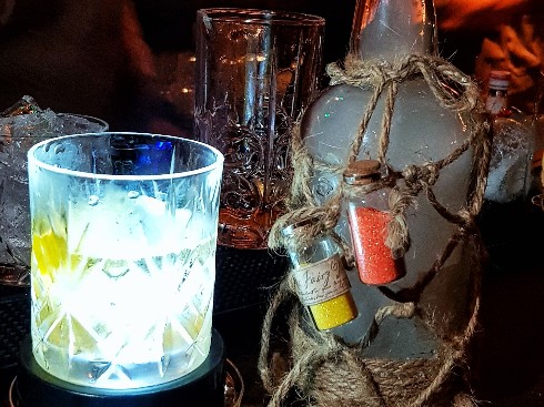 20190328_222755-01-490x367