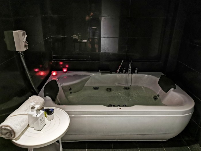 IMG_20190526_154204-01-912x684