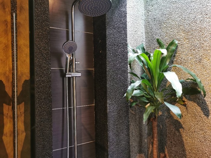 IMG_20190807_141439-01-912x684