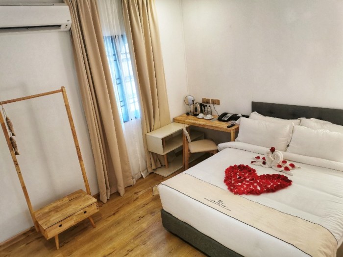 IMG_20190824_130856-01-912x684