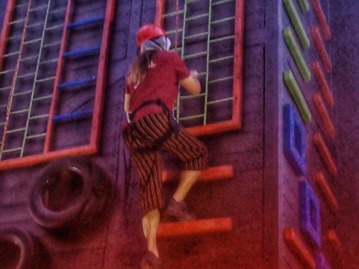 201910176376464328263994956-01-01