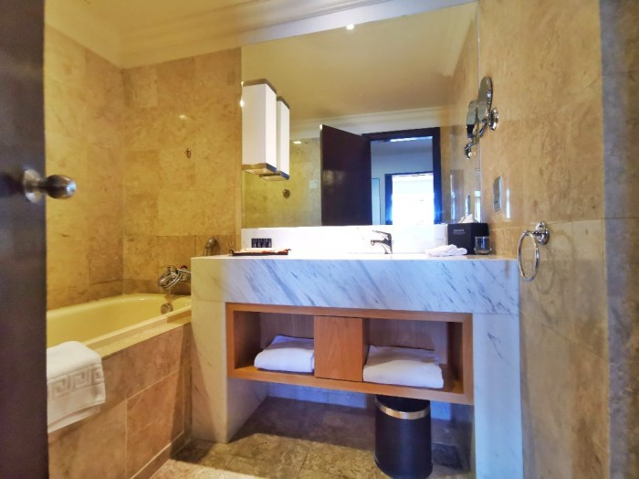 IMG_20200104_132931-01-1097x822