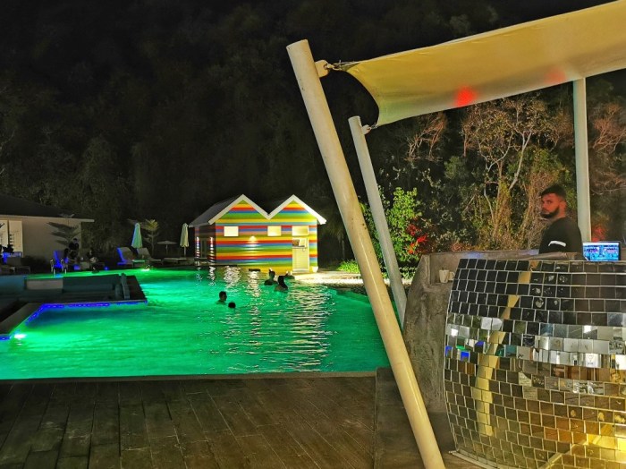 IMG_20200304_202306-01_copy_1003x752